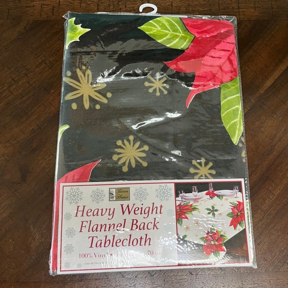 Christmas Poinsettia Vinyl Flannel Back Tablecloth 52x70 Black Red New